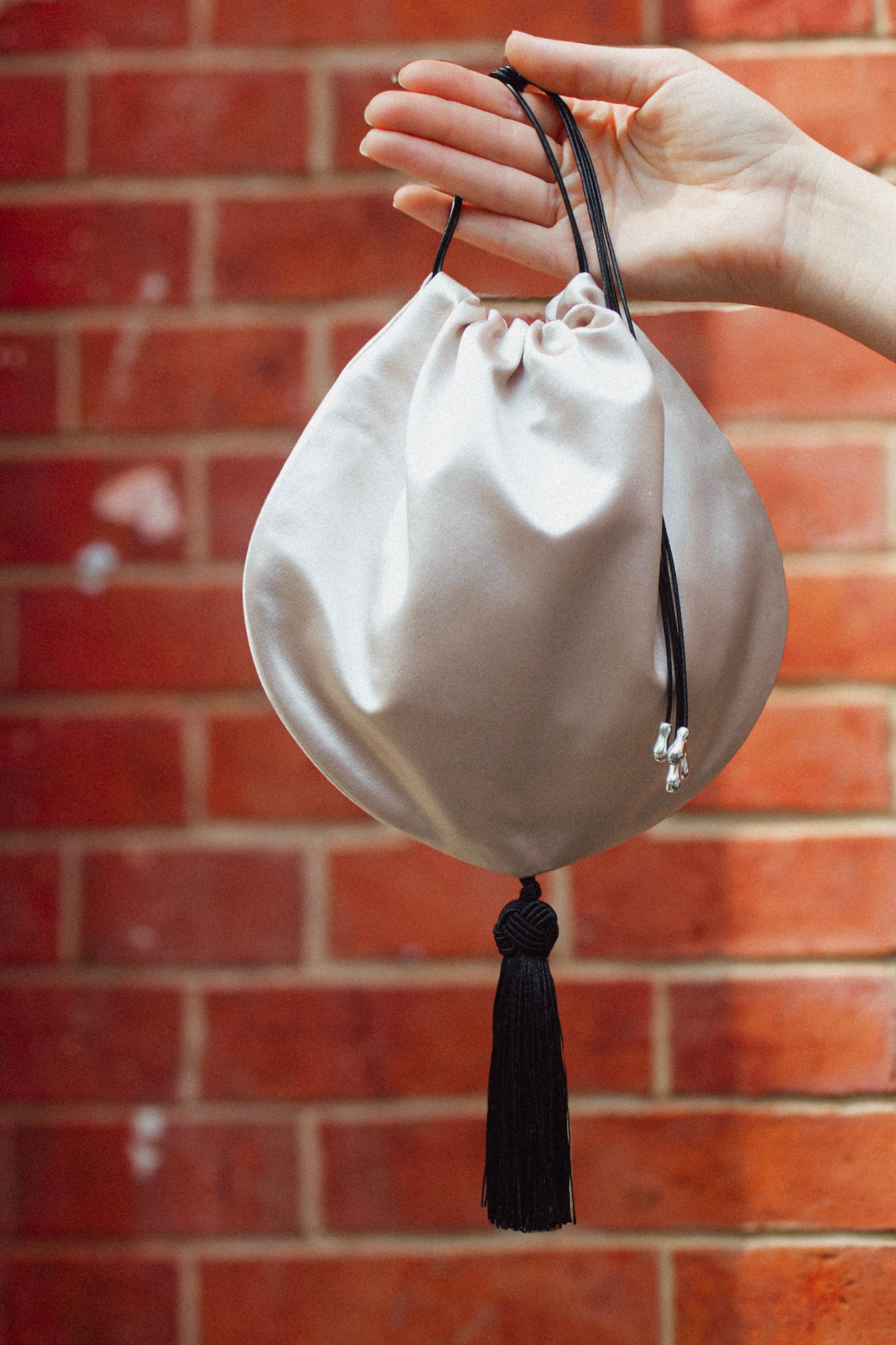 Tassel Pochette in Ballet Slipper